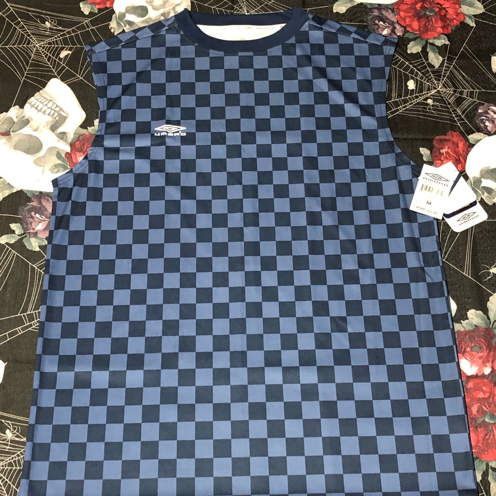 UMBRO SLEEVELESS JERSEY TRAINING PERFORMANCE SHIRT